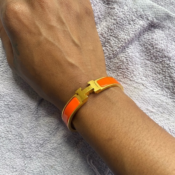 Size medium gently worn Hermes bracelet authentic - Picture 4 of 9